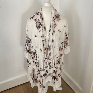 New with tags max studio in floral  kimono coverup